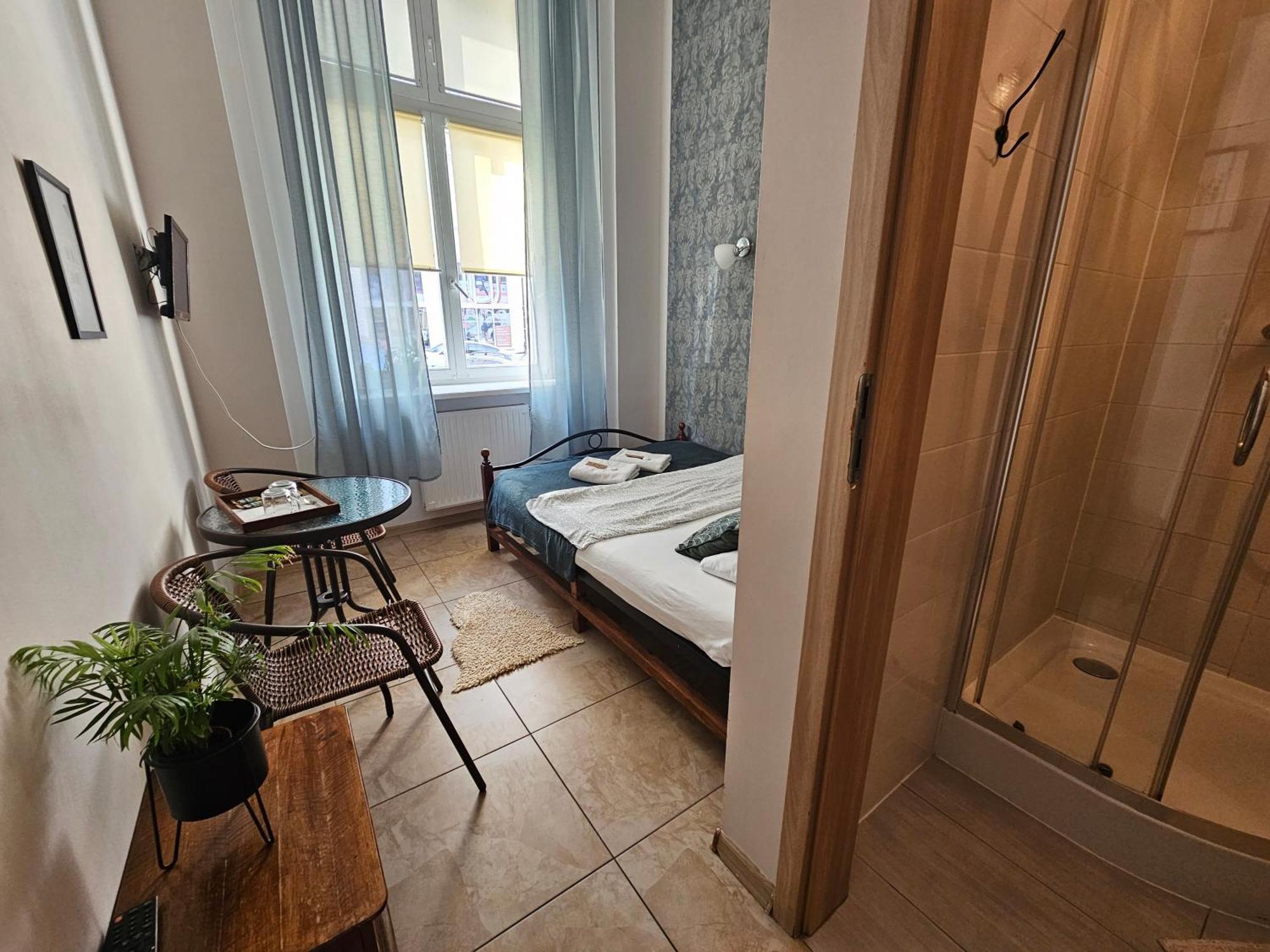 Deja Vu Hostel วอร์ซอ ภายนอก รูปภาพ