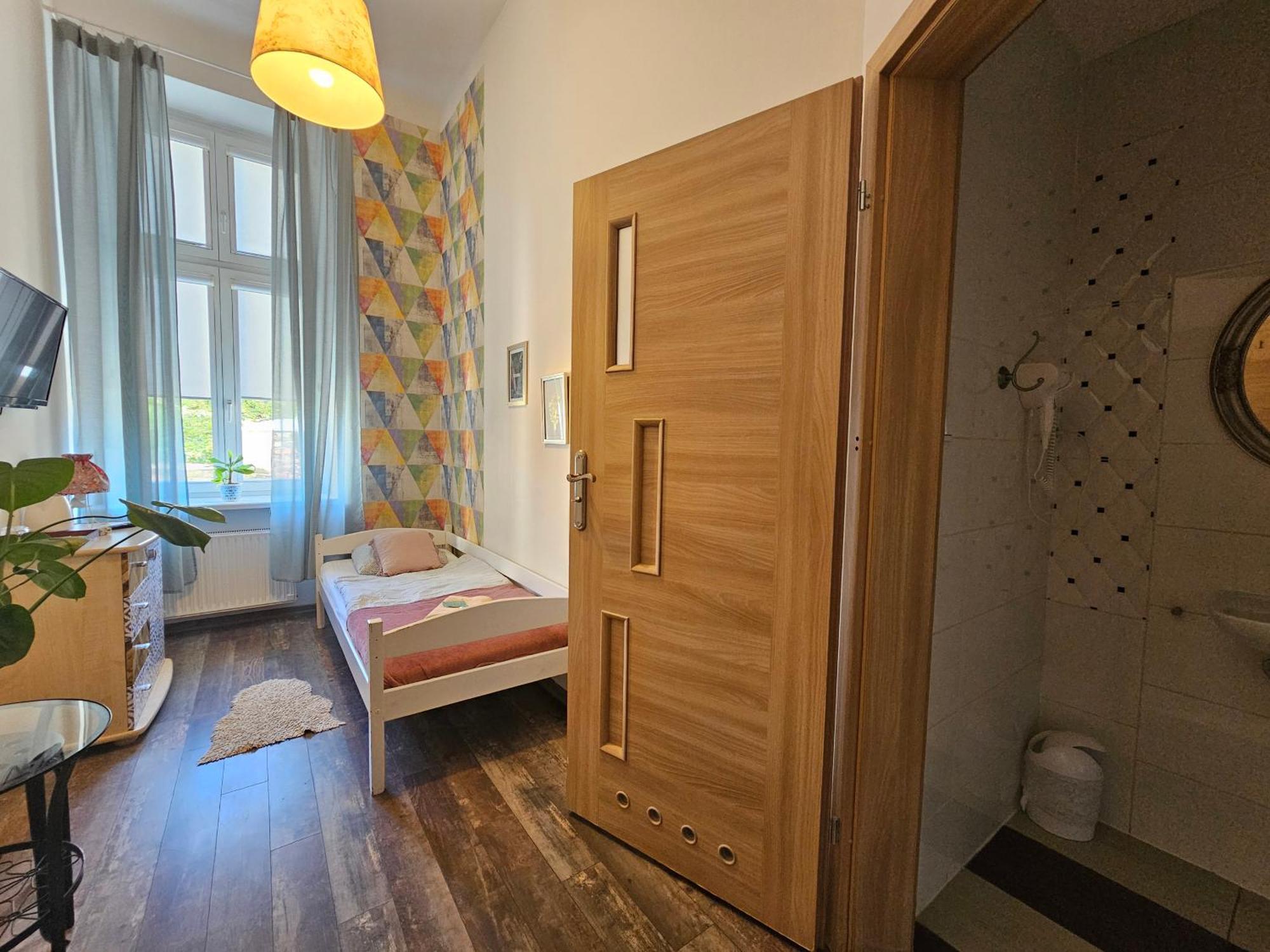 Deja Vu Hostel วอร์ซอ ภายนอก รูปภาพ